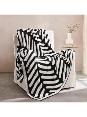 Throw Blanket Soft Cozy Plush Stripe Blanket Couch Sofa Bed Lightweight 50 x 60